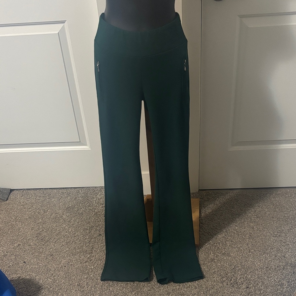 2/$20 Suzy Shier Elegant Green Women's Pants